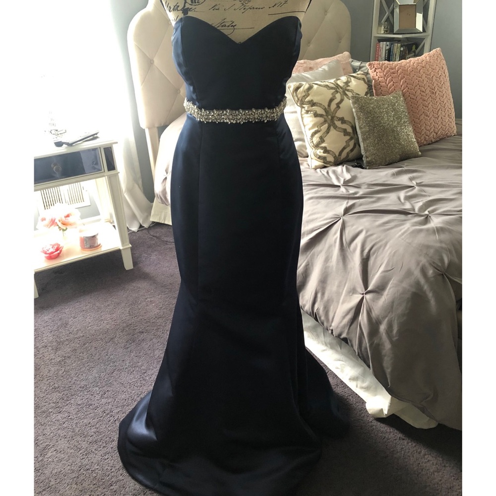 Hayley Paige - Navy Blue Mermaid Bridesmaid Dress